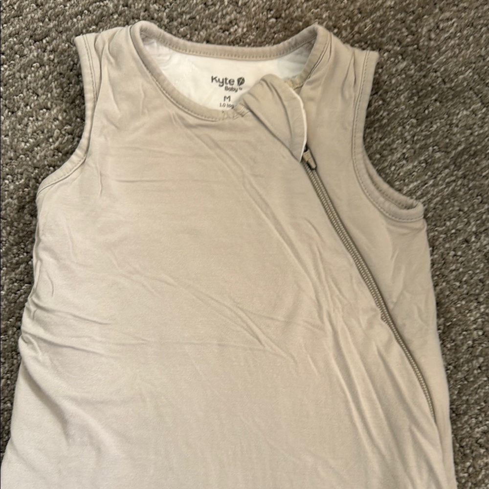 Medium 1.0 TOG Kyte Baby sleep sack
